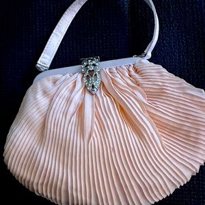 Brand new evening clutch